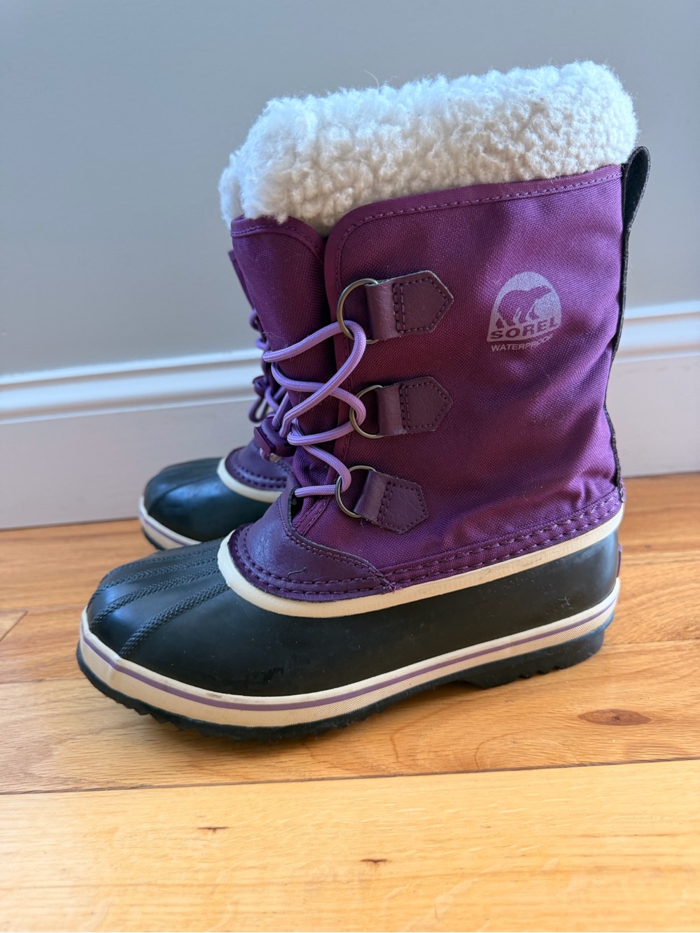 Sorel Kids Purple and Black Waterproof Winter Boots with Faux-Sherpa Cuff